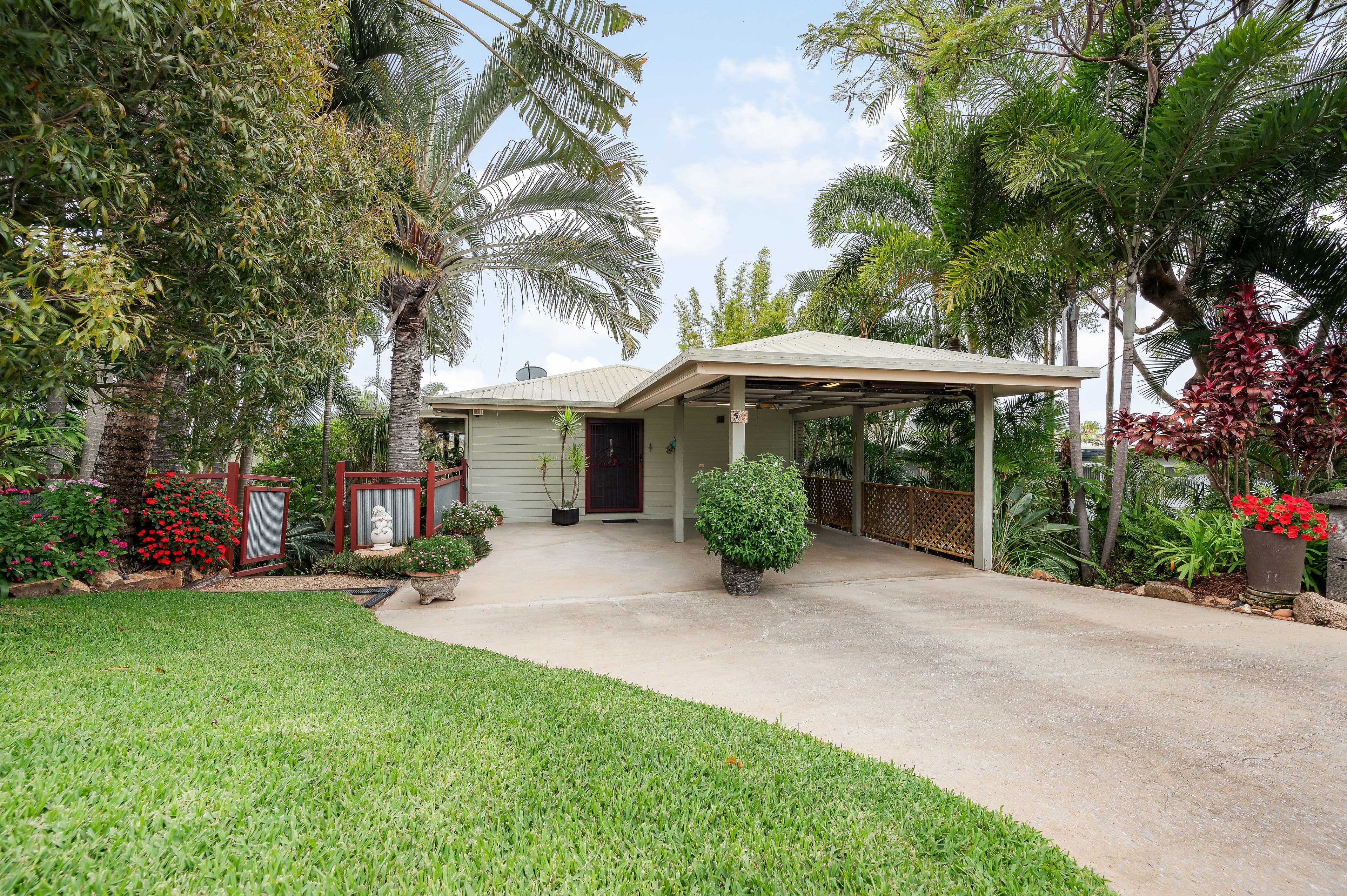 5 Fitzsimmons Street, South Gladstone QLD 4680, South Gladstone - Image 1