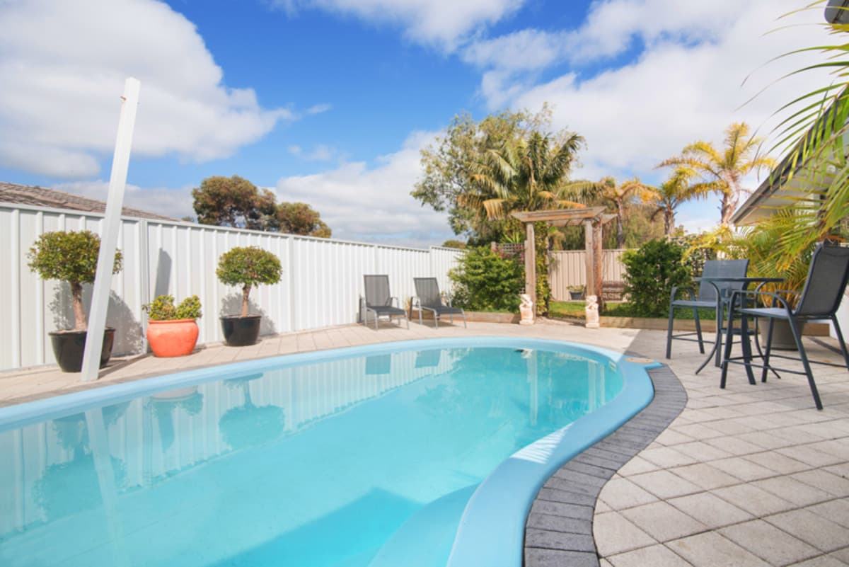 18 Kingfisher Boulevard, Broadwater, Broadwater - Thumbnail 2