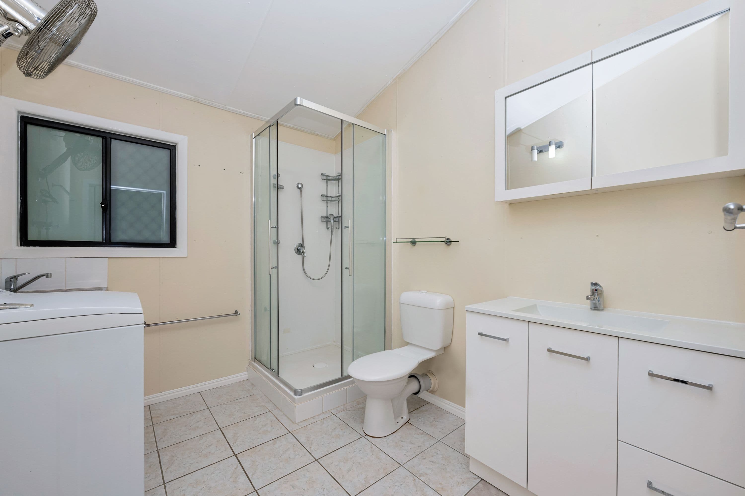 206 Balgal Beach Road, Balgal Beach QLD 4816, Balgal Beach - Thumbnail 3