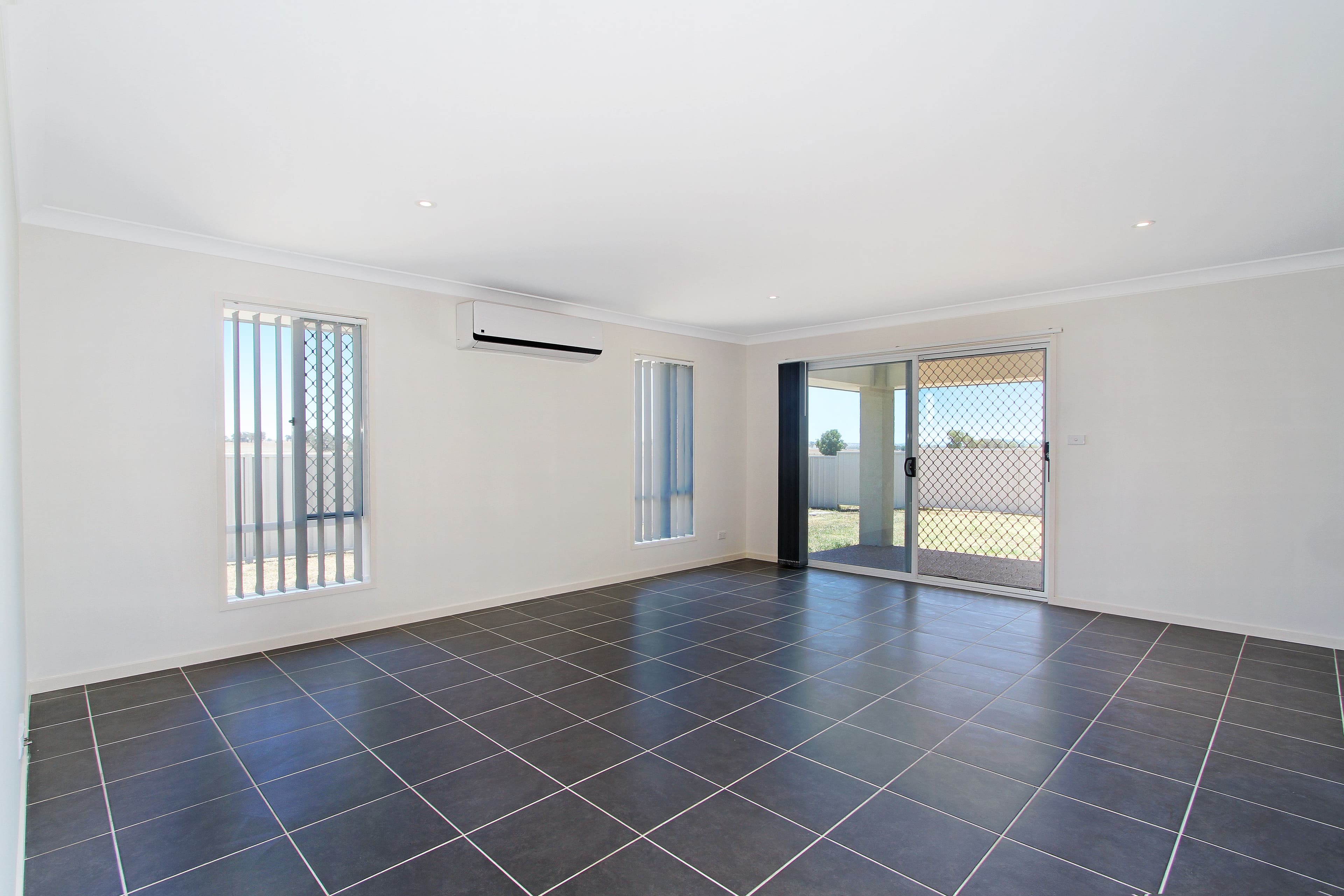 1 Stokes Avenue, Westdale - Thumbnail 5