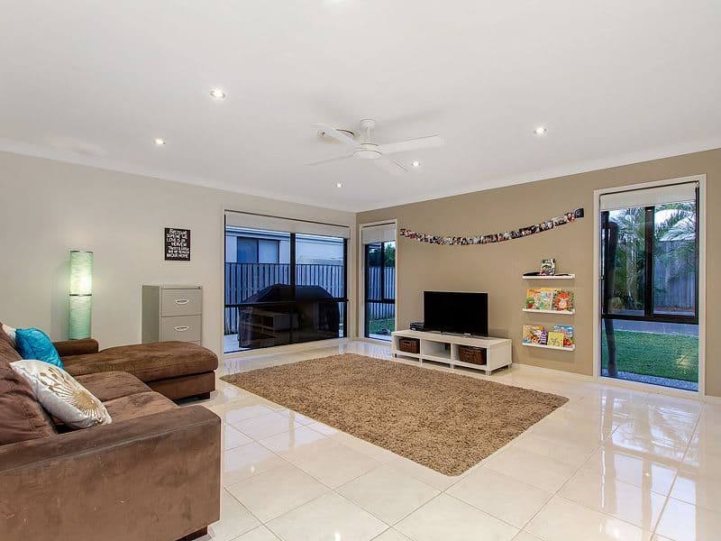 21 Rushcutter Avenue, Oxenford QLD 4210, Oxenford - Thumbnail 3