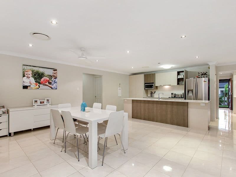 21 Rushcutter Avenue, Oxenford QLD 4210, Oxenford - Thumbnail 5