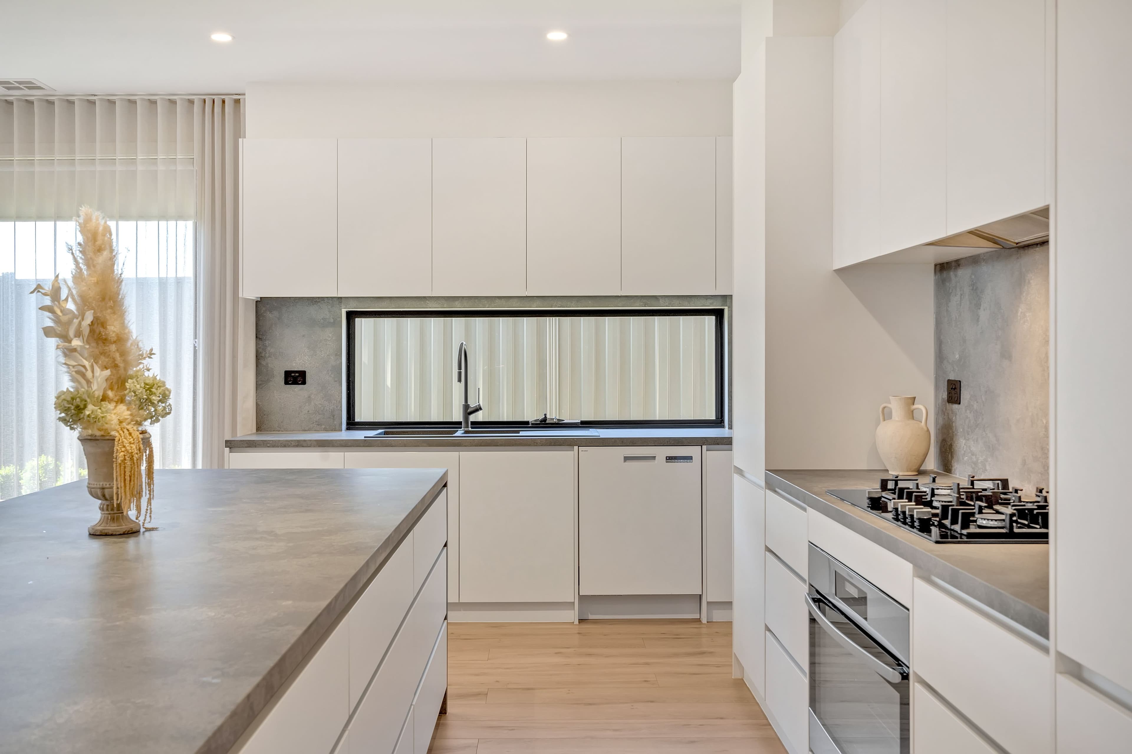 2 Millau Avenue, Craigieburn VIC 3064, Craigieburn - Thumbnail 8