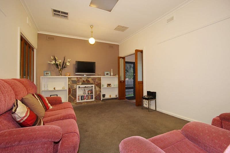 29 Yooralla Street, ASHWOOD VIC 3147, Ashwood - Thumbnail 2