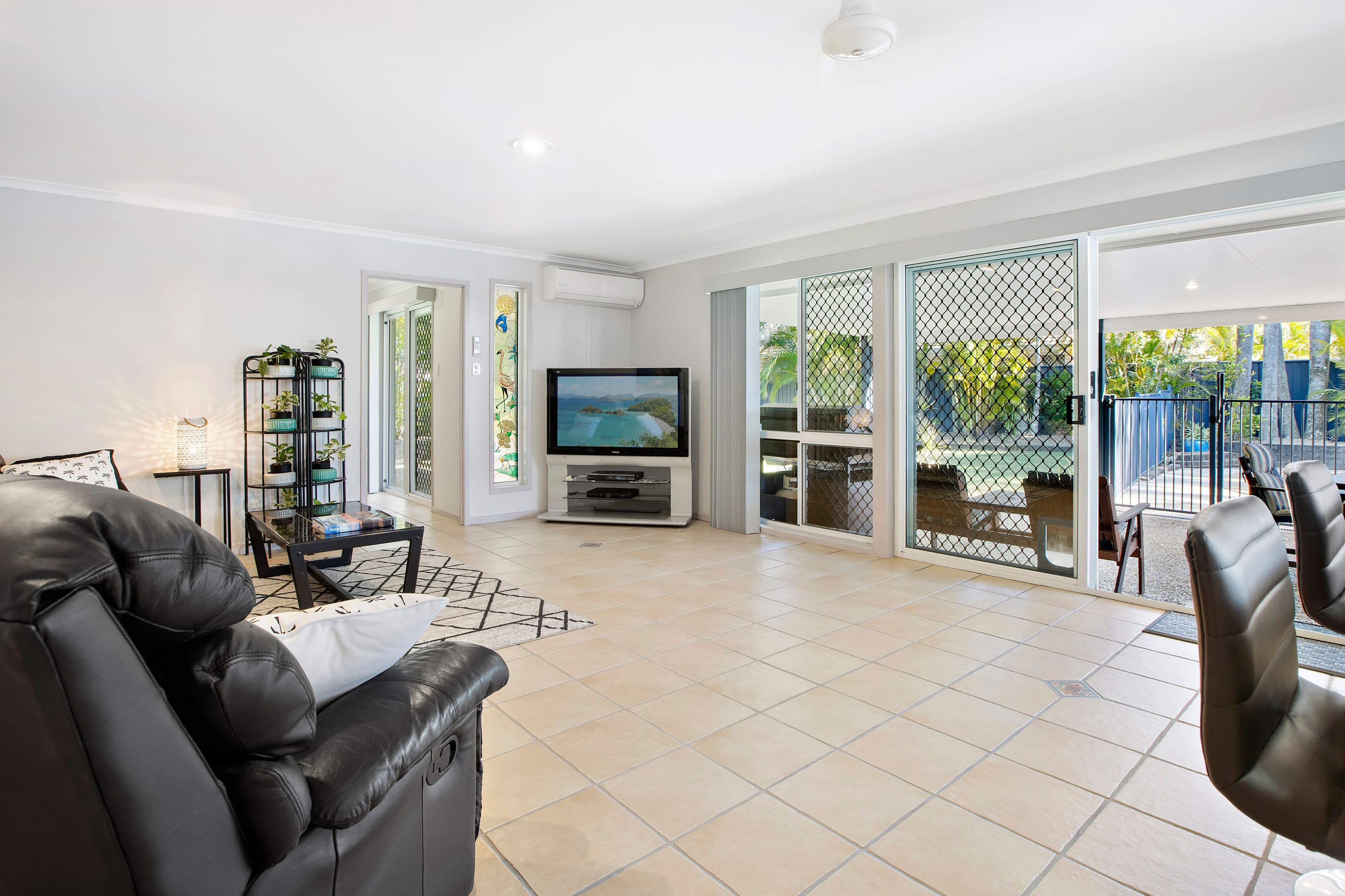 8 Satinay Street, Mountain Creek QLD 4557, Mountain Creek - Thumbnail 2