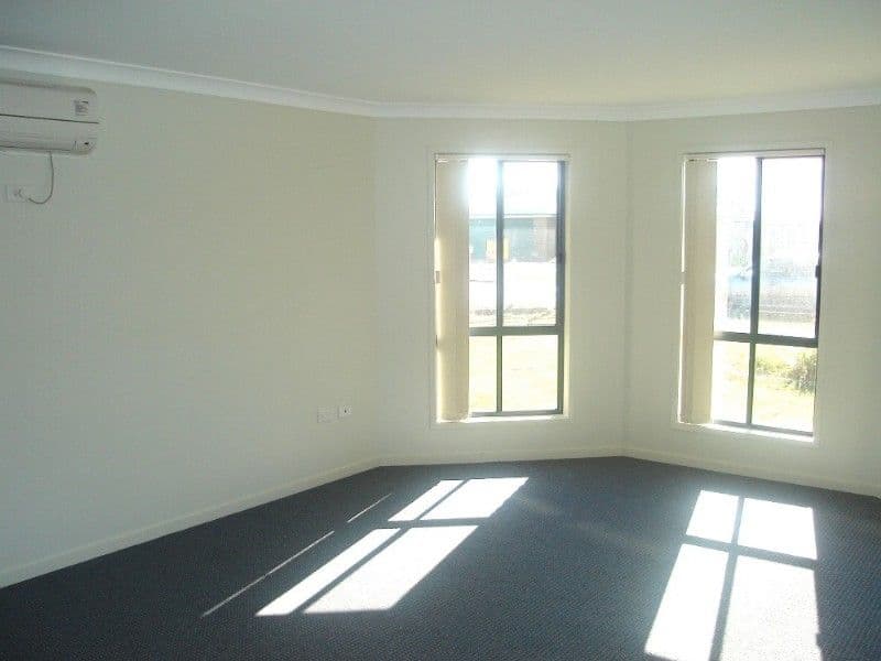 29 Clearview Avenue, BUNDABERG QLD 4670, Bundaberg Central - Thumbnail 3