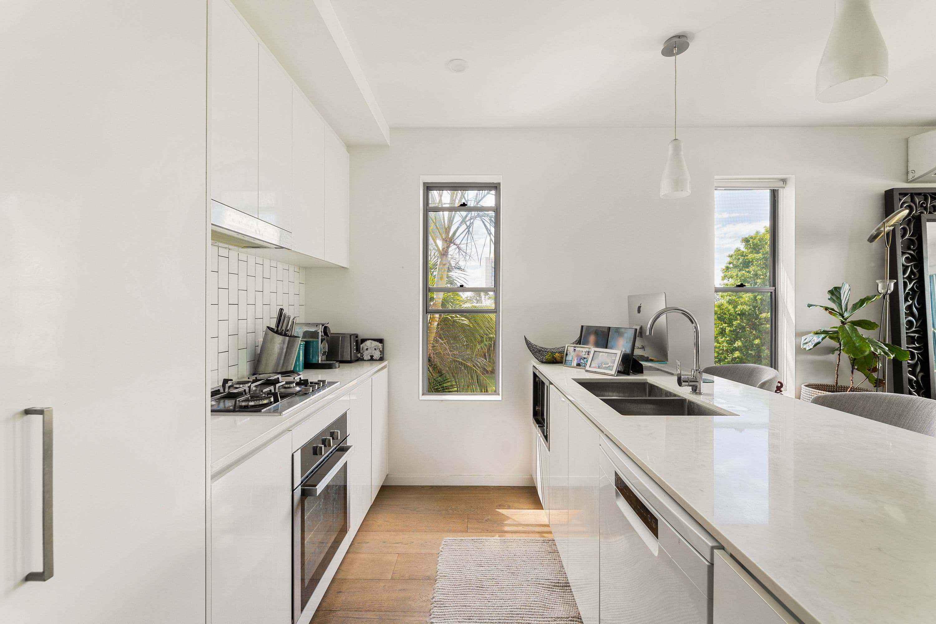 34 Queens Road, Taringa QLD 4068, Taringa - Thumbnail 2
