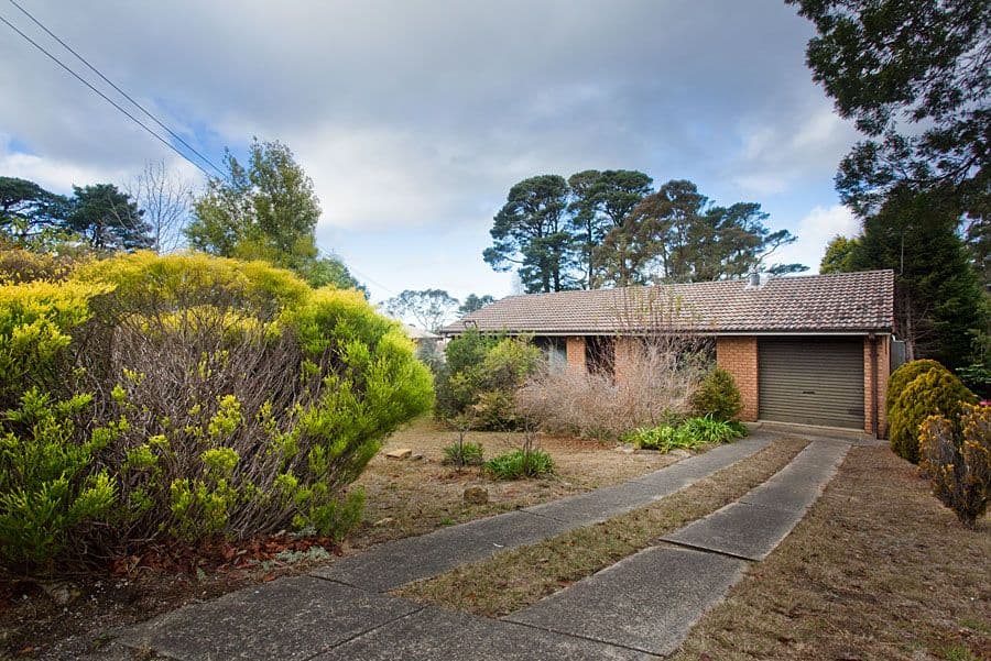 10 Kanimbla Valley Road, Mount Victoria - Image 1