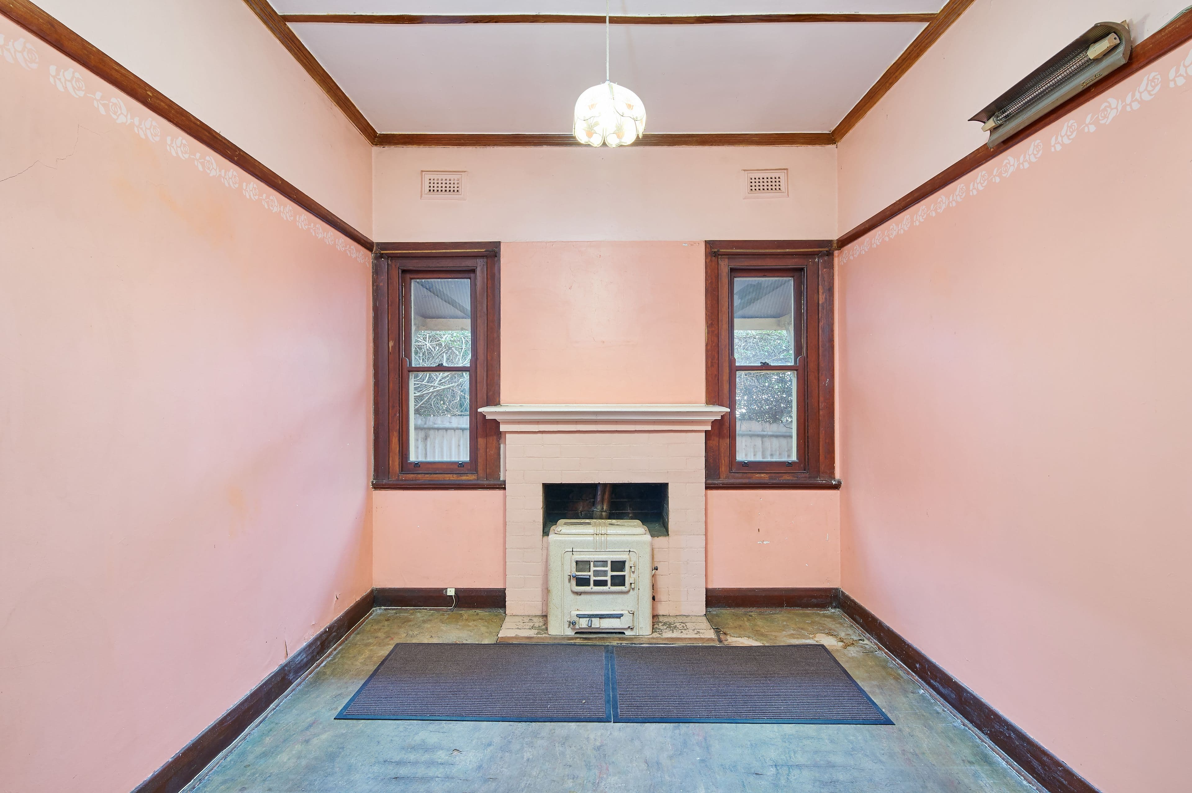 18 Brookong Avenue, Wagga Wagga - Thumbnail 2