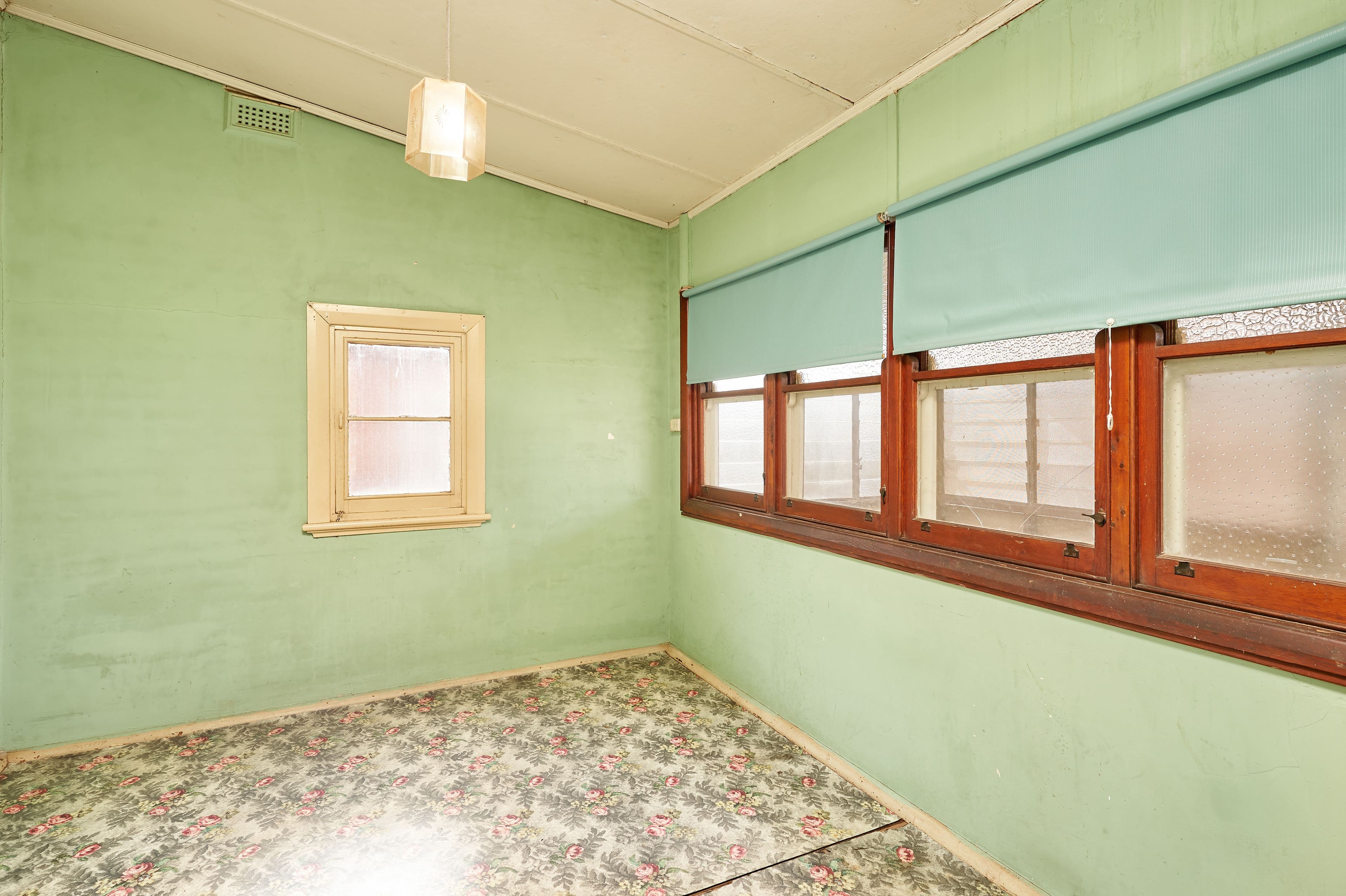 18 Brookong Avenue, Wagga Wagga - Thumbnail 4