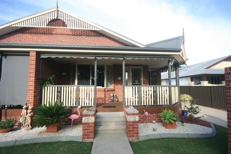44 Alice Street, Grafton - Image 1