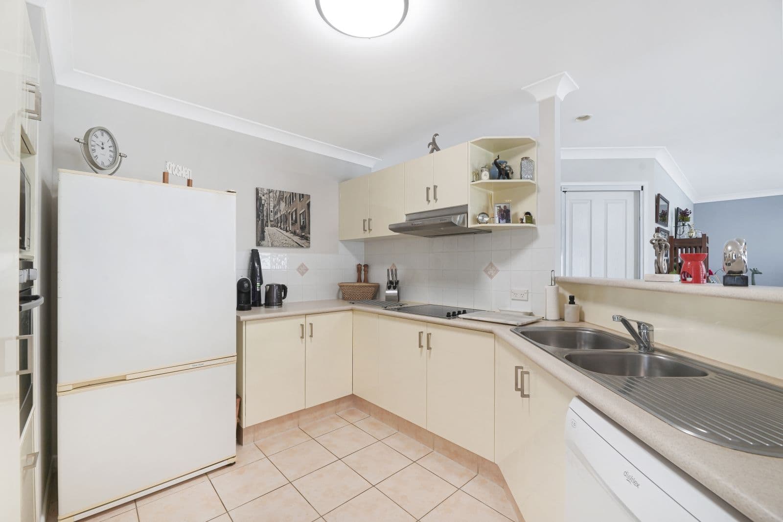 7 Dylan Street, Arundel QLD 4214, Arundel - Thumbnail 6