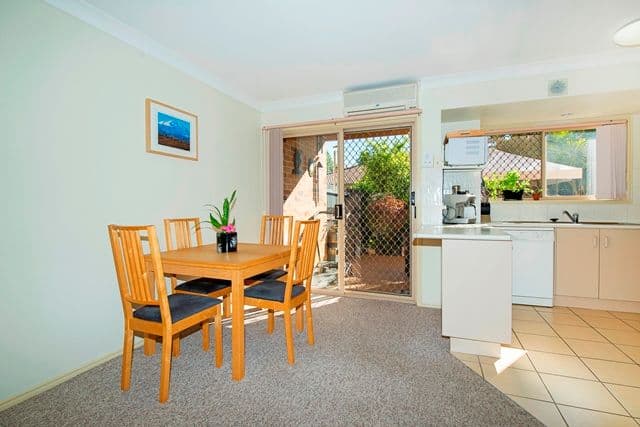 121 Golden Avenue, CALAMVALE QLD 4116, Calamvale - Thumbnail 4