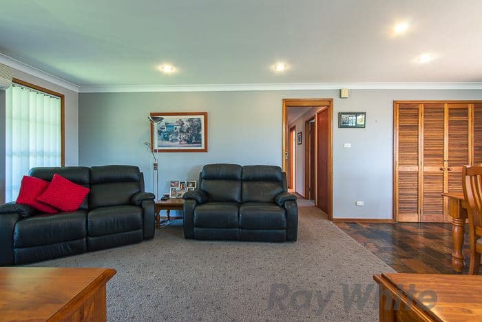 1 Percy Street, Hillsborough - Thumbnail 4