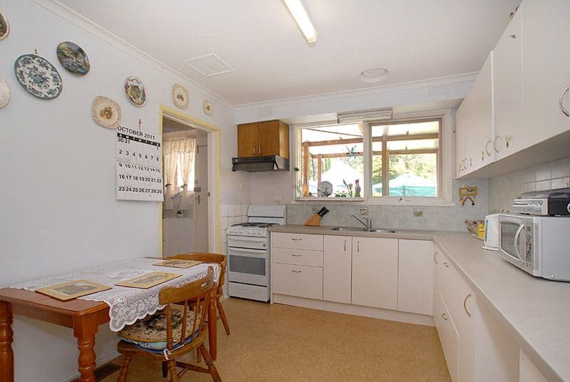 2 Vaughan Road, FERNTREE GULLY VIC 3156, Ferntree Gully - Thumbnail 2