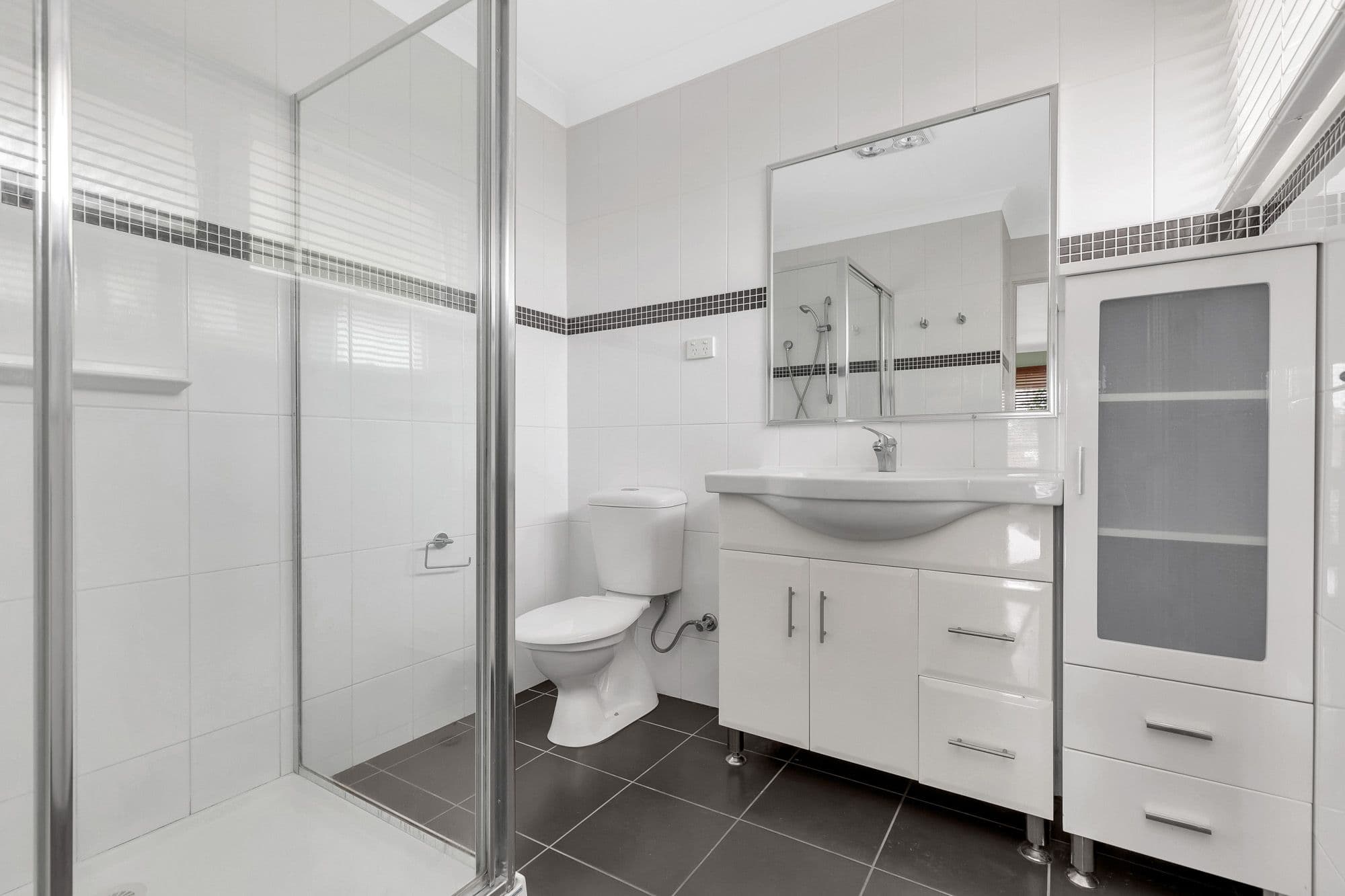 6 Karoola Court, Hoppers Crossing VIC 3029, Hoppers Crossing - Thumbnail 8