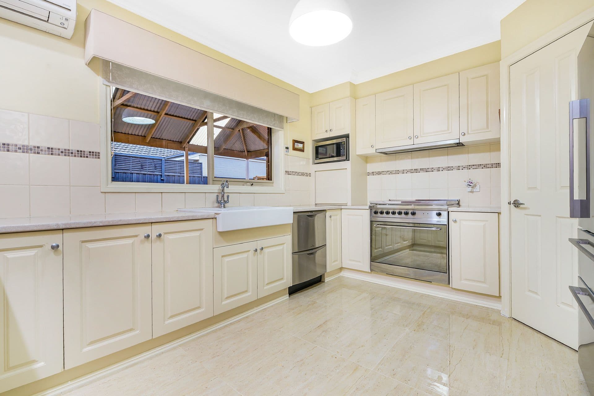 79 Fairholme Boulevard, Berwick VIC 3806, Berwick - Thumbnail 7