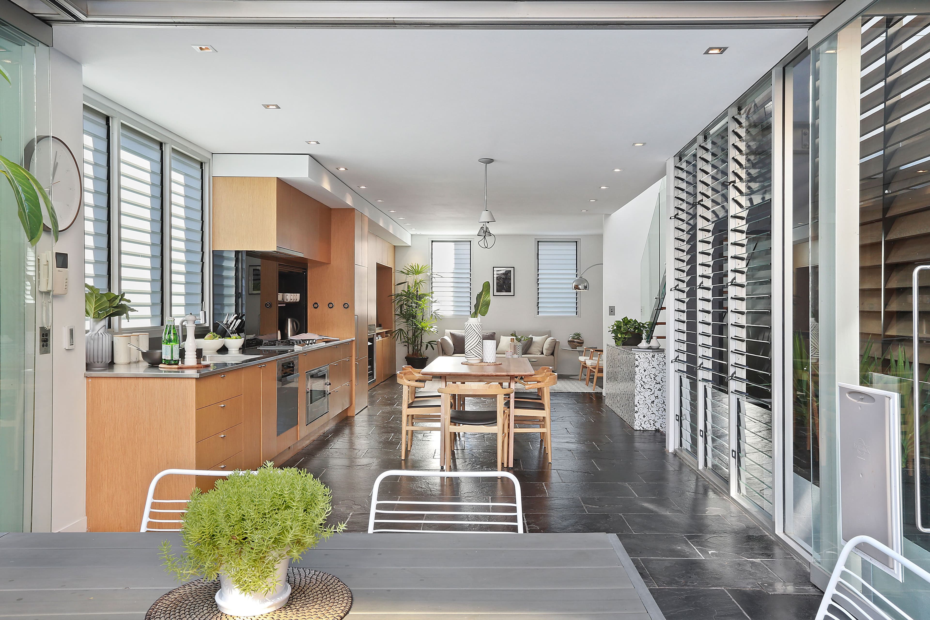 42 Little Riley Street, Surry Hills - Thumbnail 4