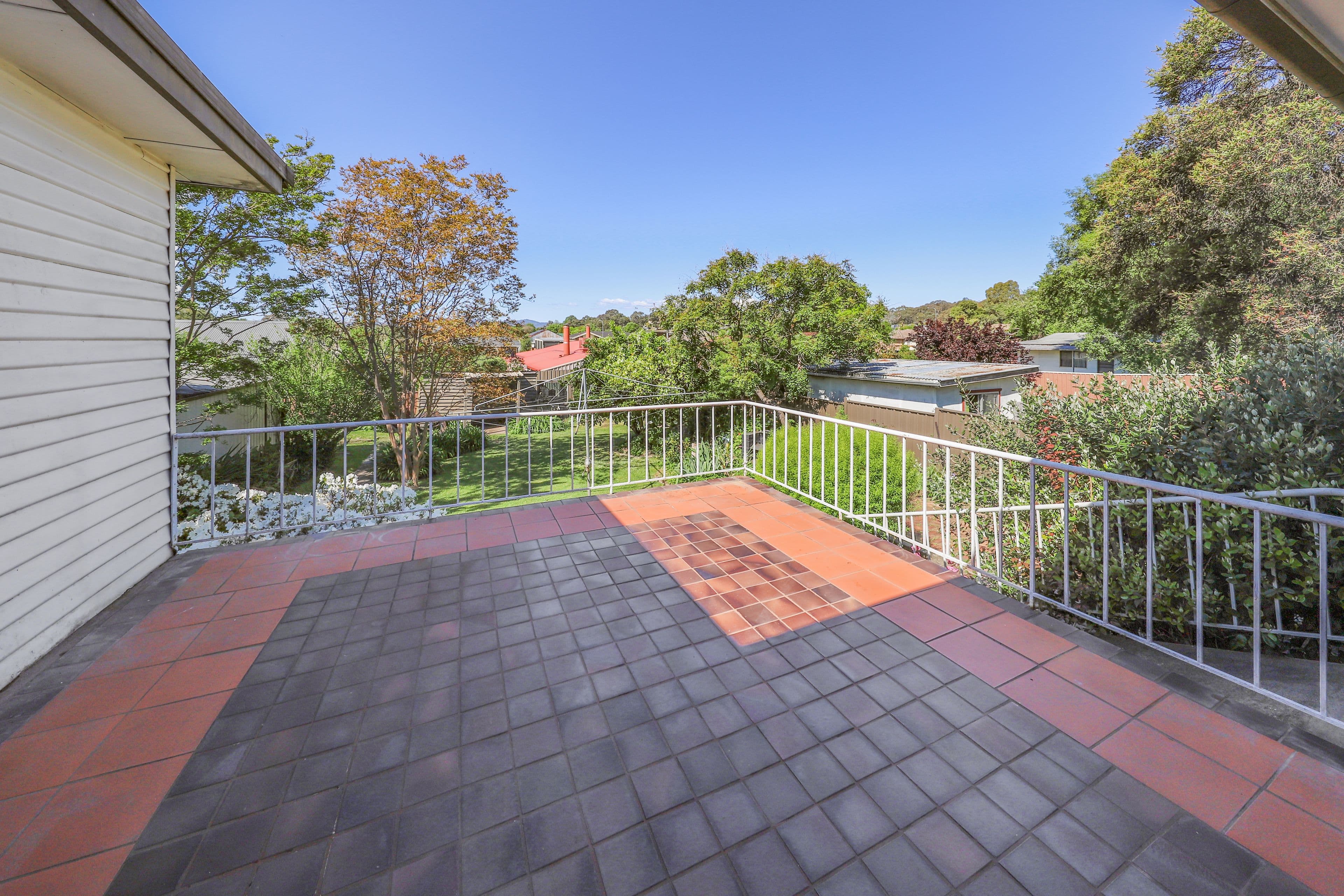 162 Lambie Street, Tumut NSW 2720, Tumut - Thumbnail 2