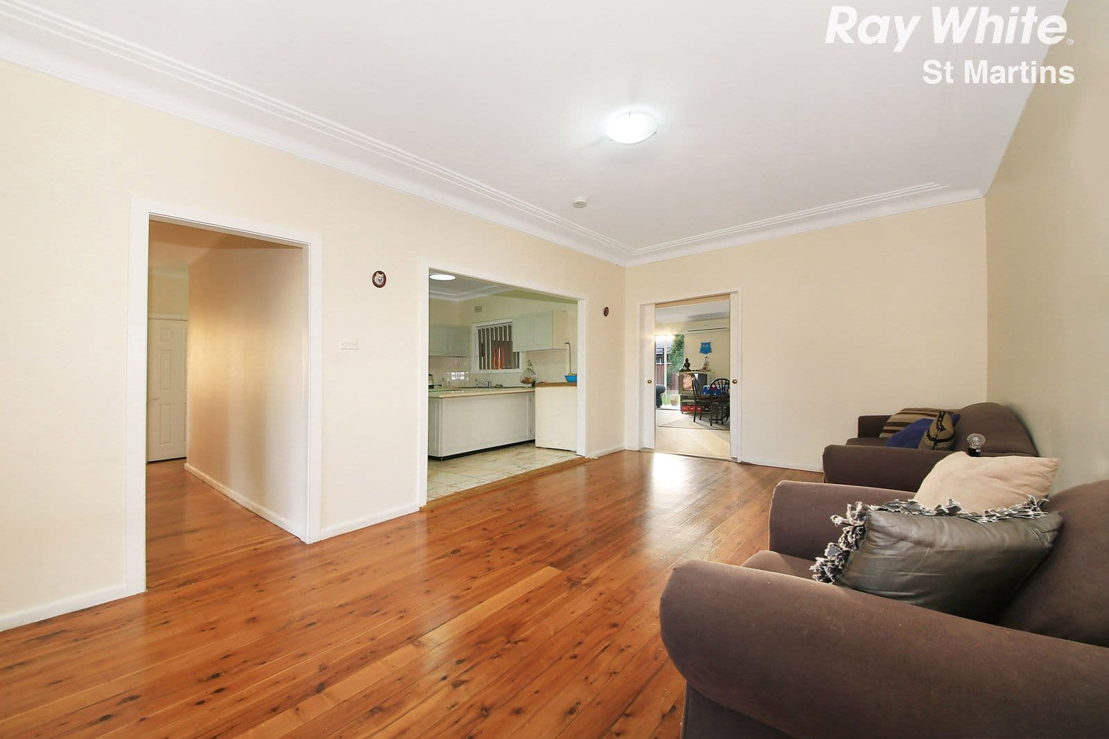 8 Waugh Crescent, Blacktown - Thumbnail 2