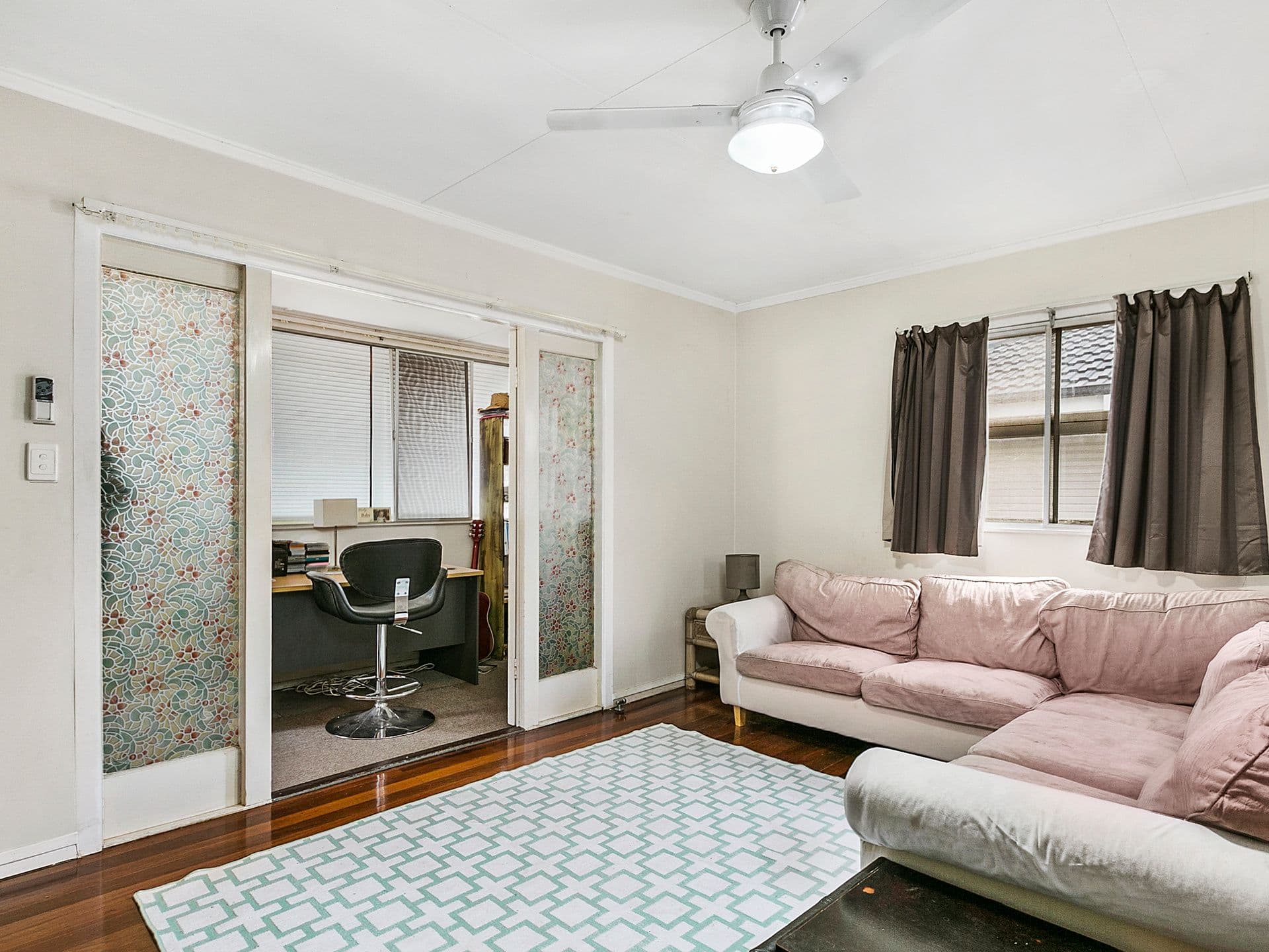 71 Amega Street, Mount Gravatt East QLD 4122, Mount Gravatt East - Thumbnail 2