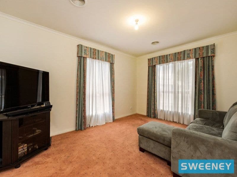 35 Roser Drive, Altona Meadows - Thumbnail 5