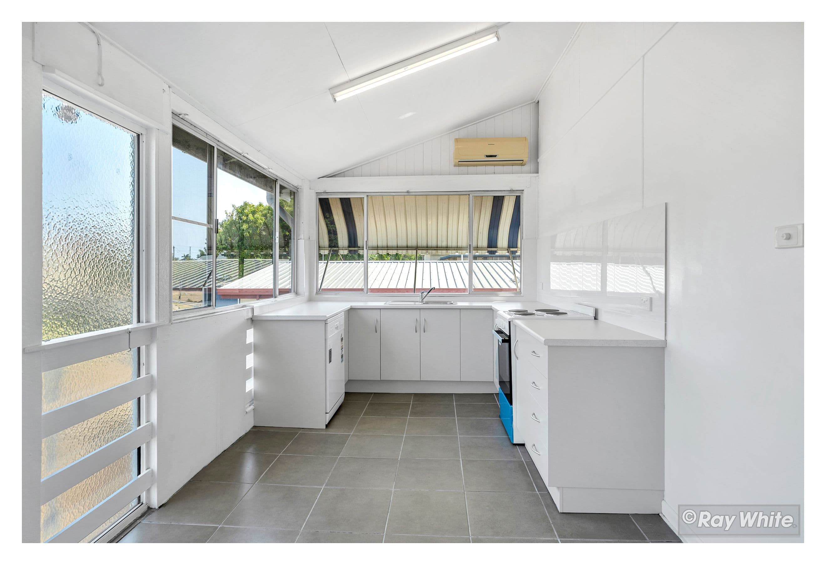 4 Edgar Street, Park Avenue QLD 4701, Park Avenue - Thumbnail 6