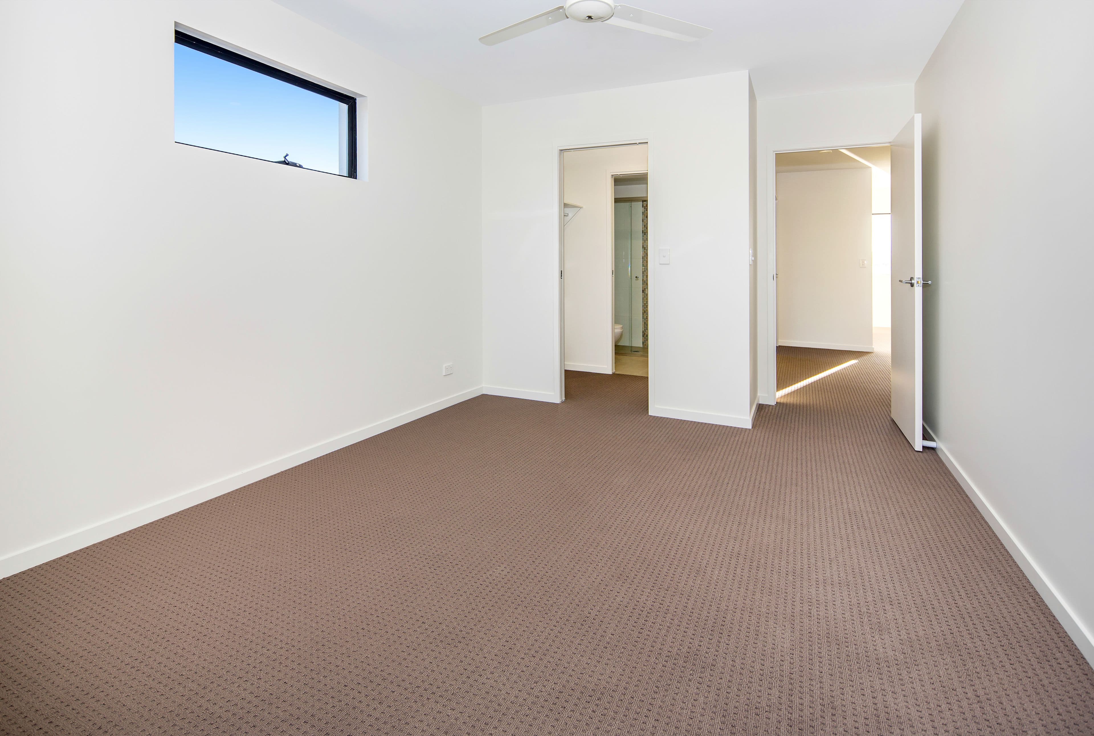 35 Halcyon Way, Hope Island QLD 4212, Hope Island - Thumbnail 4