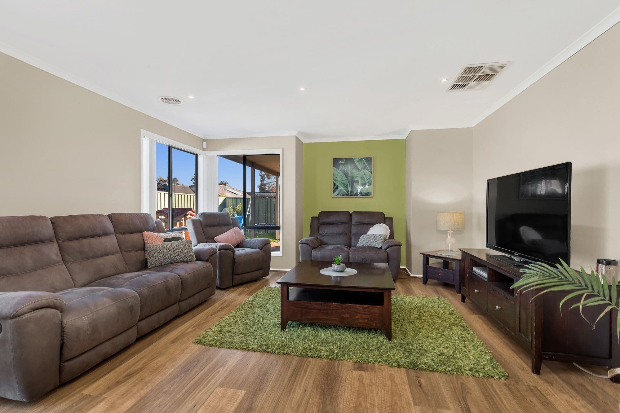 14 Ologhlen Drive, Wyndham Vale VIC 3024, Wyndham Vale - Thumbnail 5