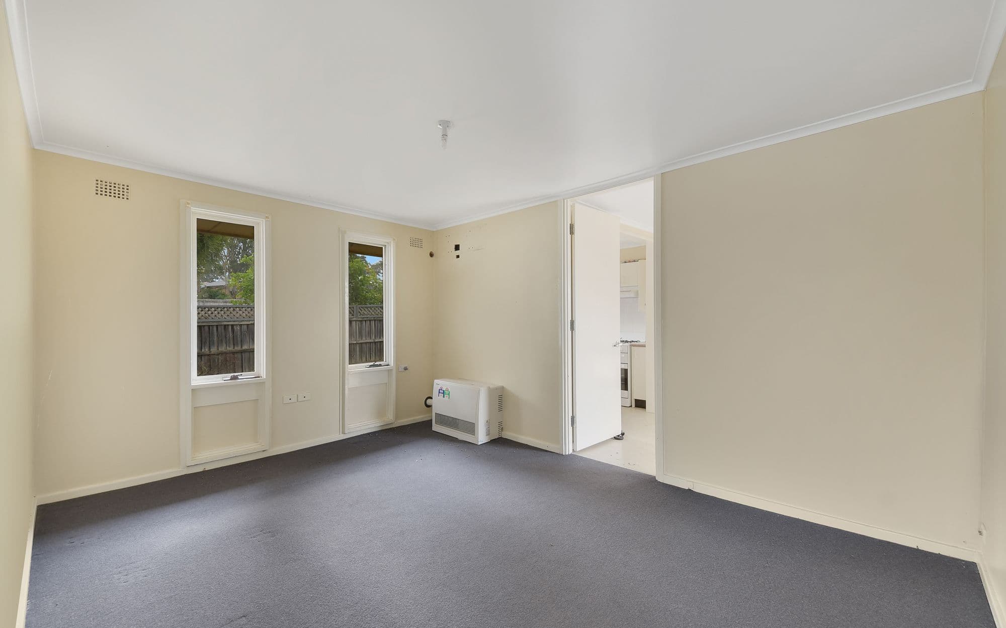 11 Creigan Road, Bradbury NSW 2560, Bradbury - Thumbnail 2