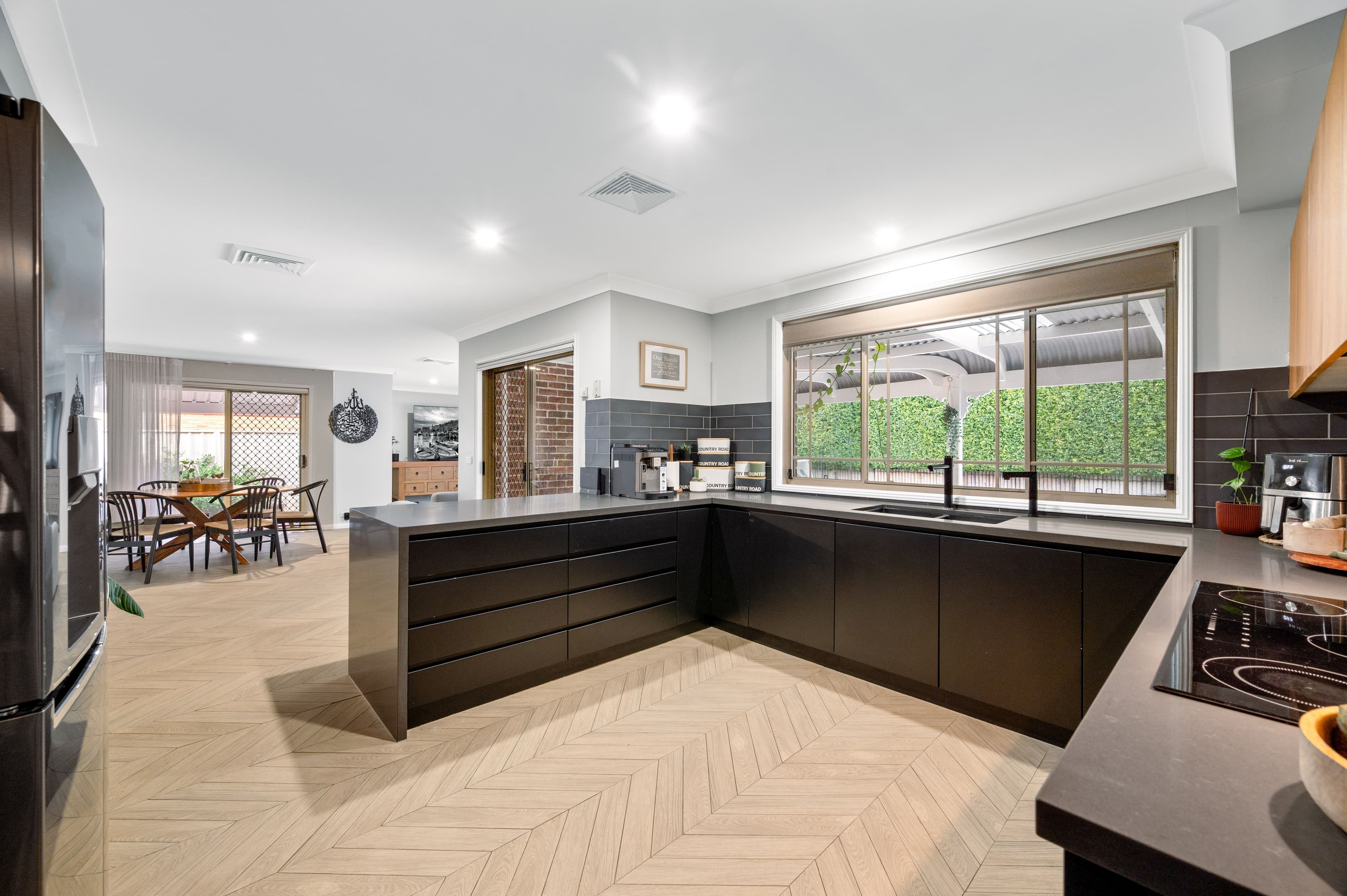 3 Lockhart Court, Harrington Park NSW 2567, Harrington Park - Thumbnail 8