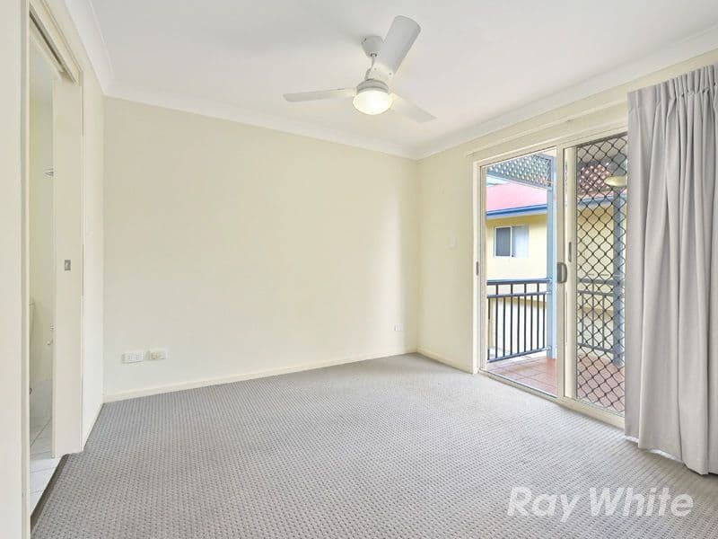 17 Campbell Terrace, WAVELL HEIGHTS QLD 4012, Wavell Heights - Thumbnail 3