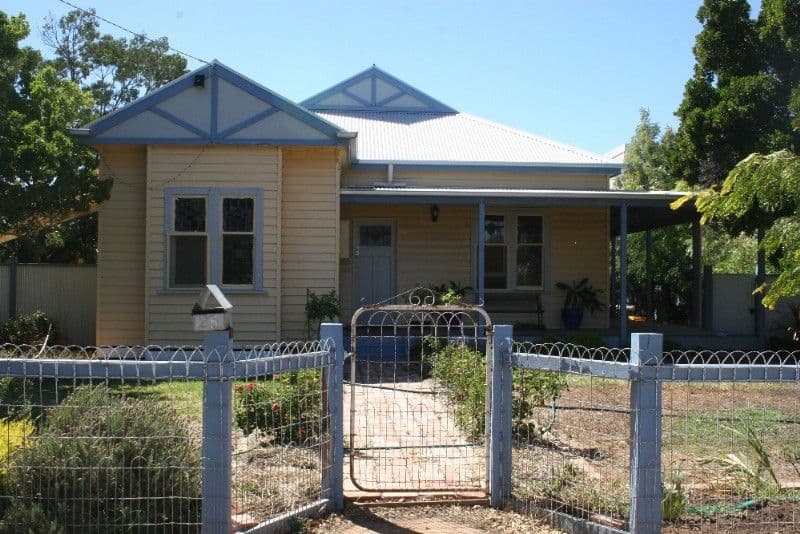 25 Victoria Street, ROCHESTER VIC 3561, Rochester - Thumbnail 2