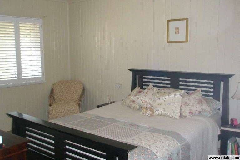 39 Pitt Street, WALKERVALE QLD 4670, Walkervale - Thumbnail 4