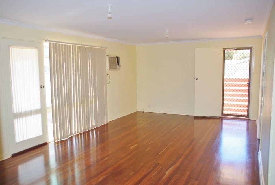 17 Sims Parade, Renmark SA 5341, Renmark - Thumbnail 2