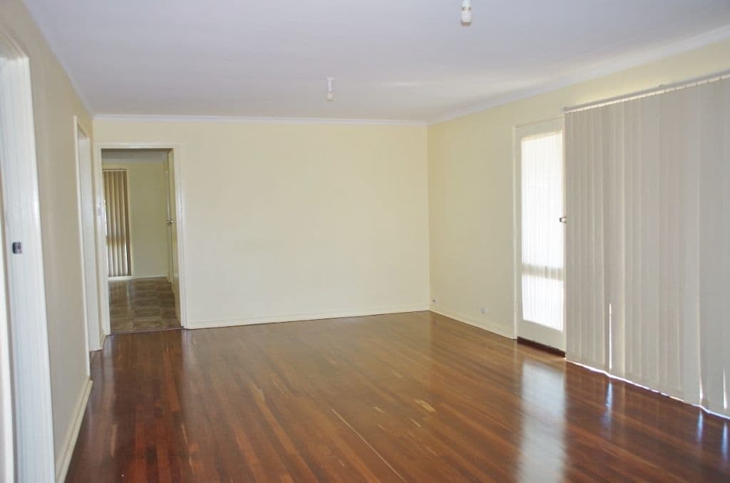 17 Sims Parade, Renmark SA 5341, Renmark - Thumbnail 3