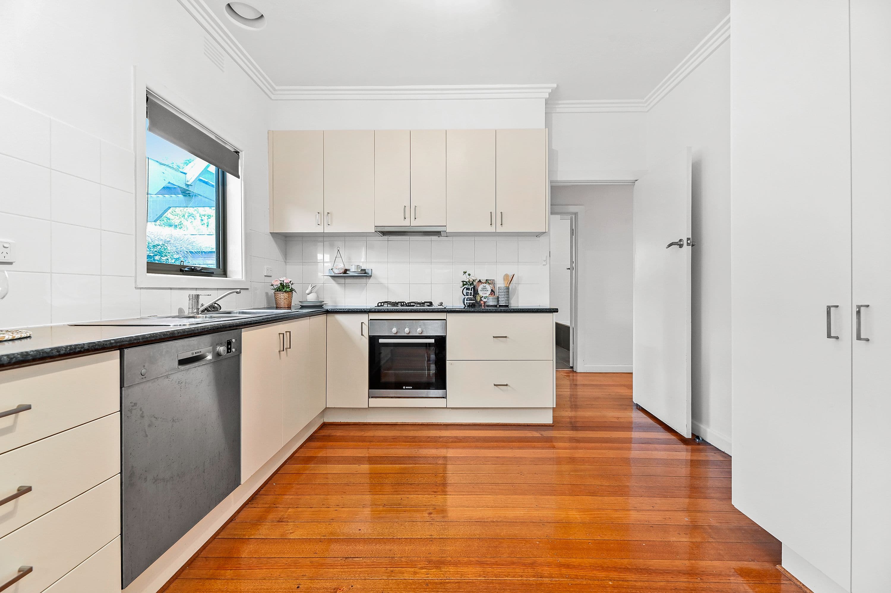 98 Moriah Street, Clayton VIC 3168, Clayton - Thumbnail 3