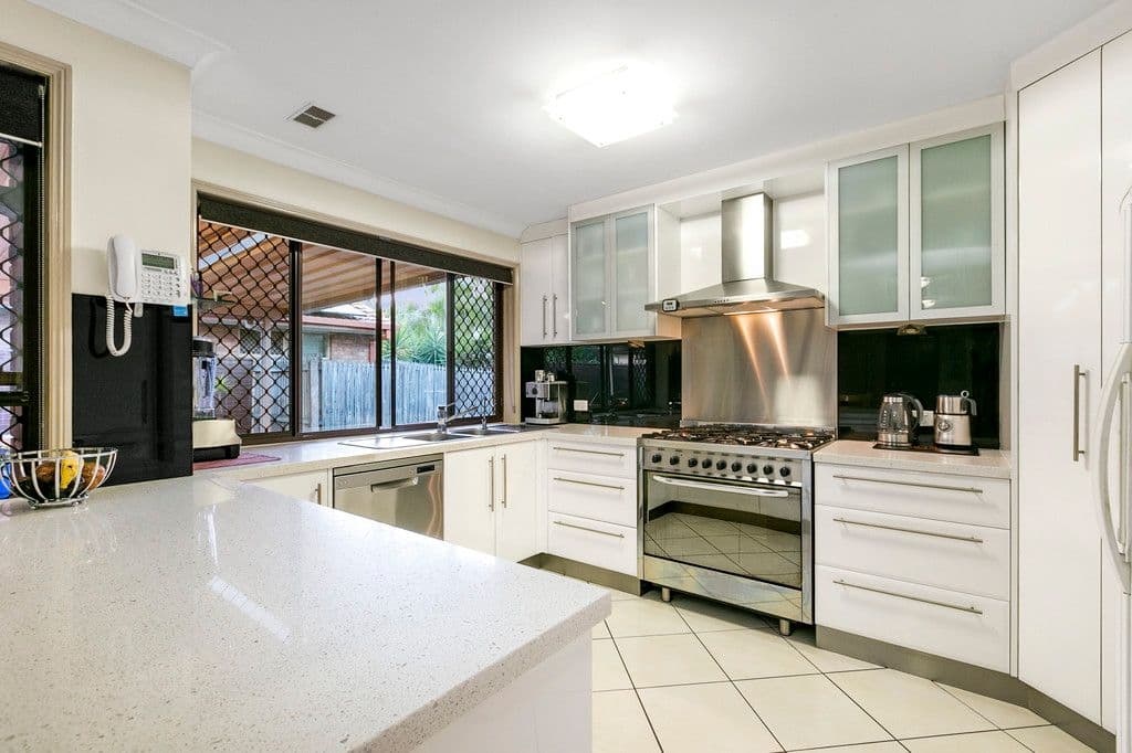 25 Collingwood Road, Birkdale QLD 4159, Birkdale - Thumbnail 2