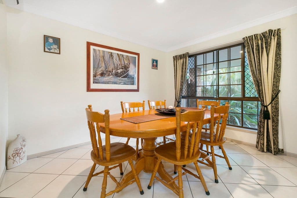 25 Collingwood Road, Birkdale QLD 4159, Birkdale - Thumbnail 5
