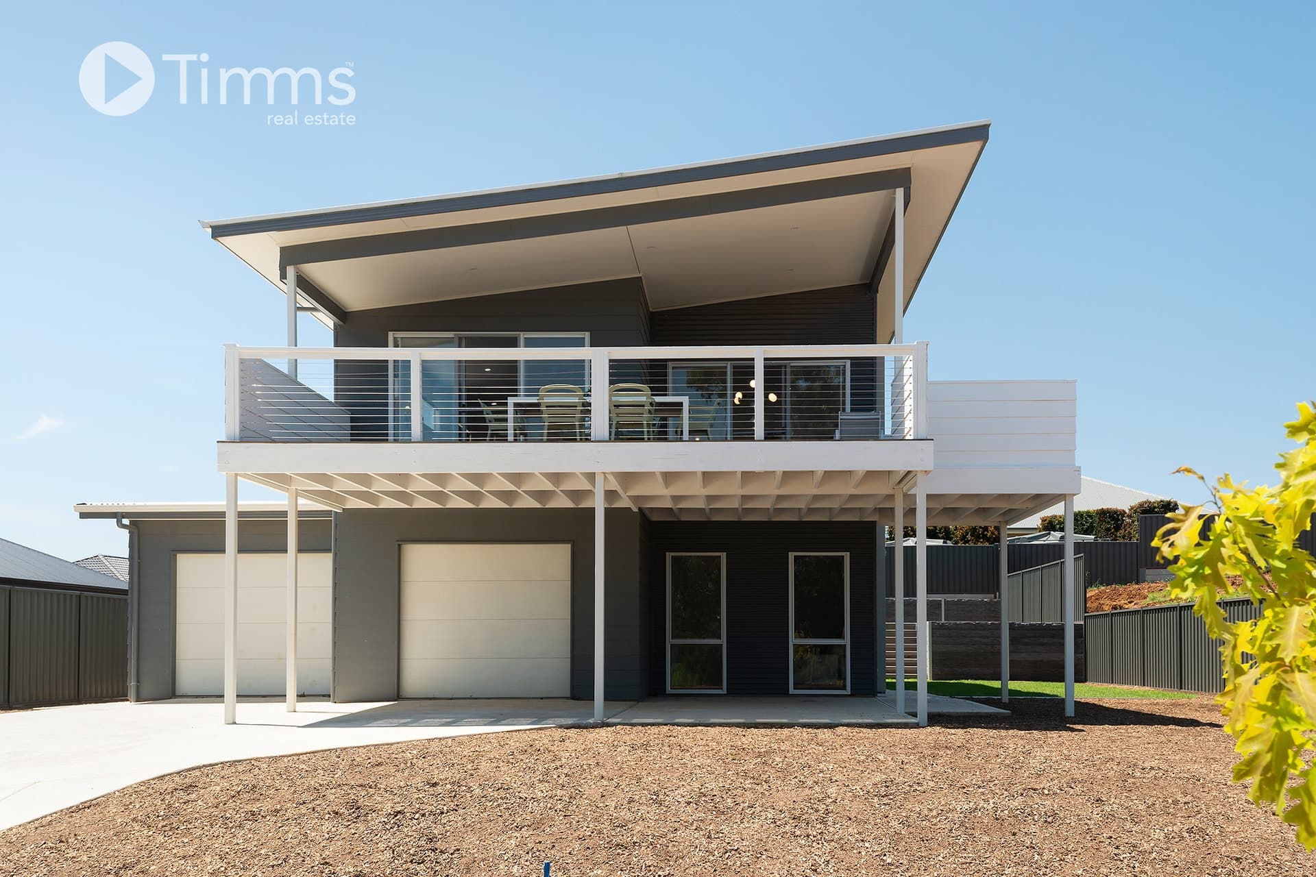 88 Aurora Circuit, Meadows - Image 1