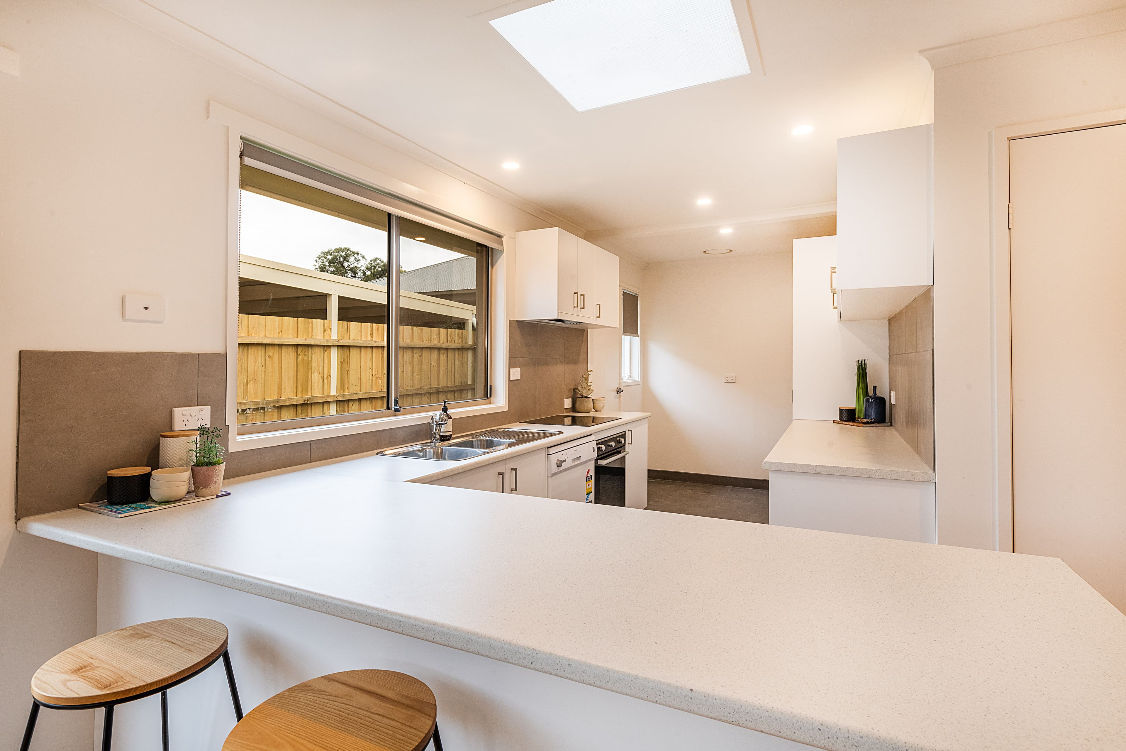 2 Graham Avenue, Kilsyth VIC 3137, Kilsyth - Thumbnail 2