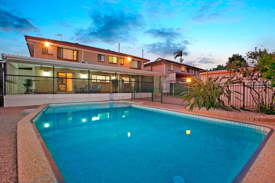 16 Cressbrook Street, Eight Mile Plains QLD 4113, Eight Mile Plains - Thumbnail 2