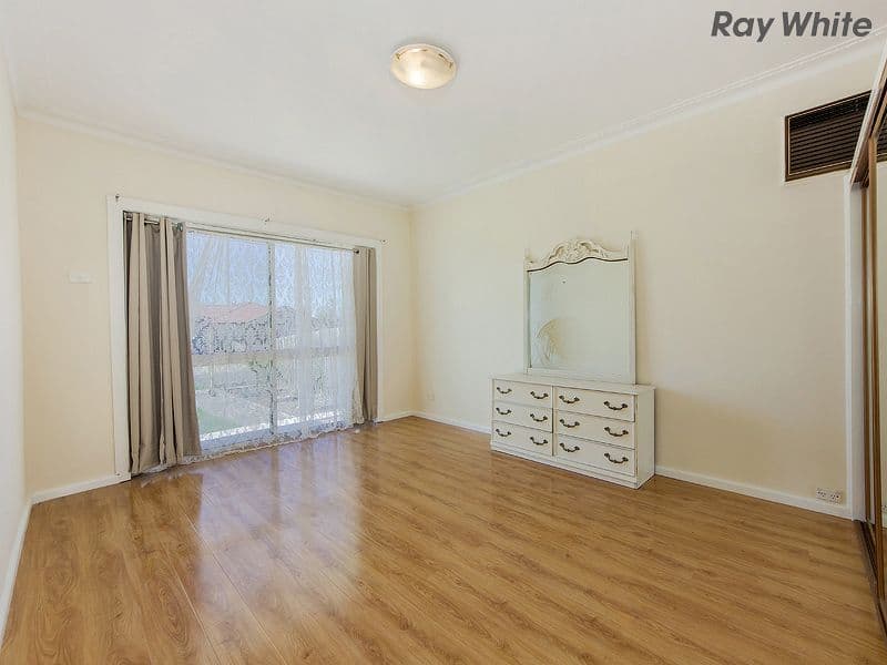 31 Manfred Avenue, St Albans VIC 3021, St Albans - Thumbnail 5