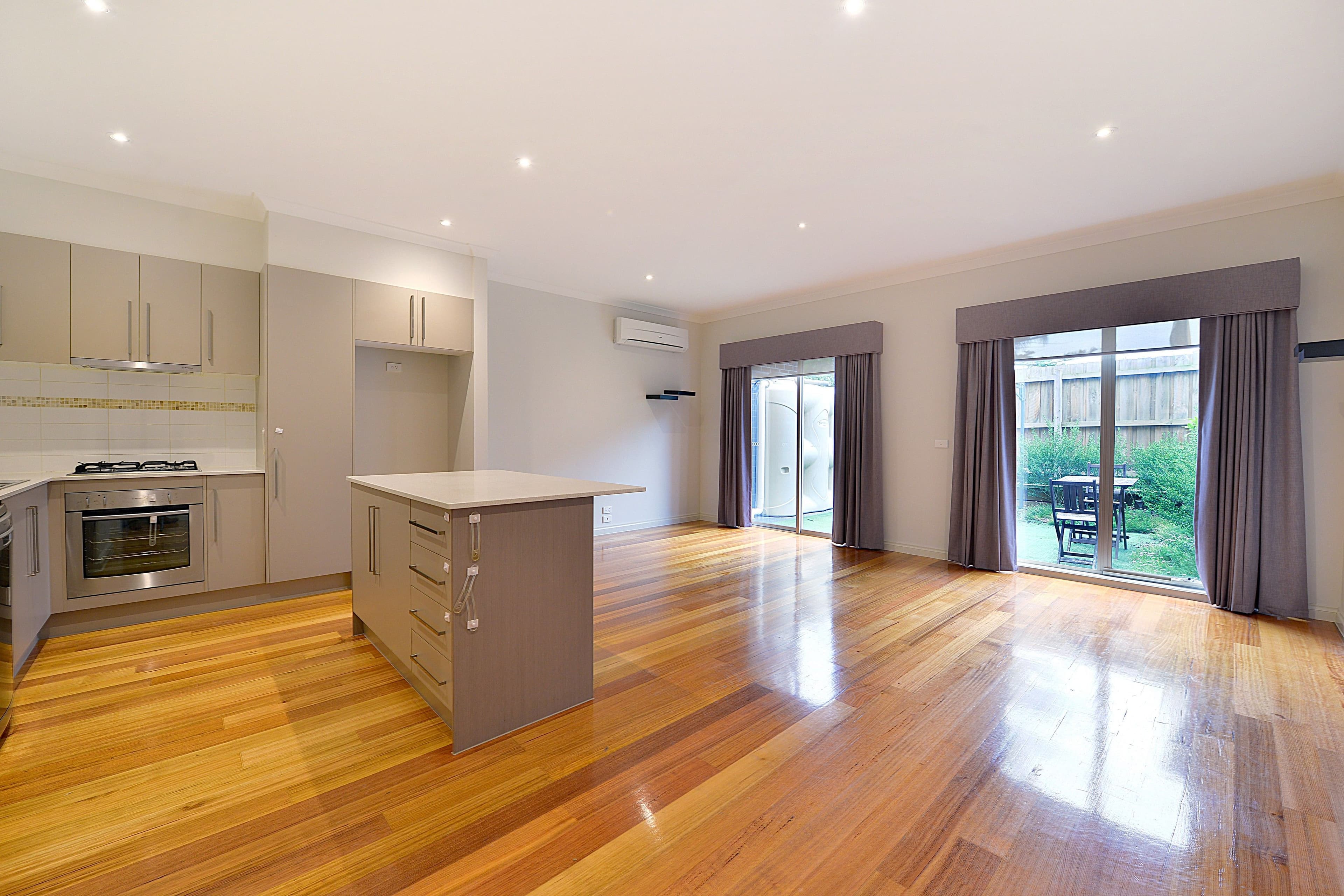 7 Mossfield Avenue, Ferntree Gully VIC 3156, Ferntree Gully - Thumbnail 2