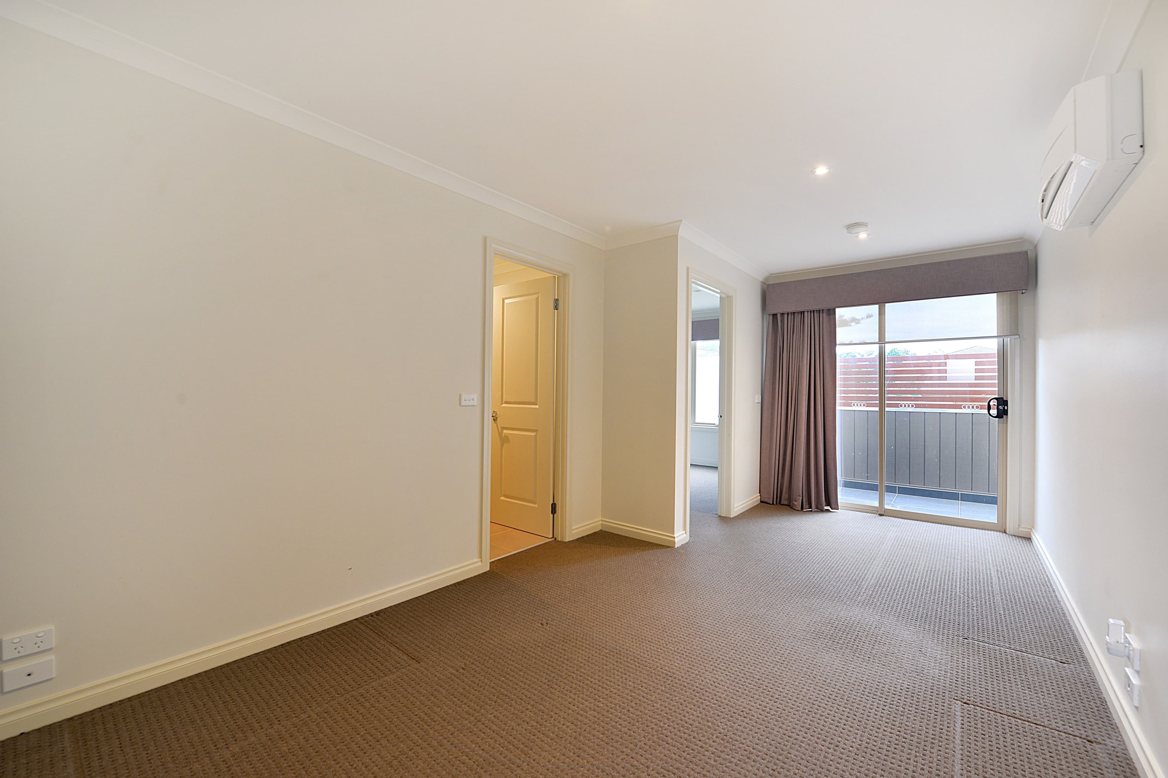 7 Mossfield Avenue, Ferntree Gully VIC 3156, Ferntree Gully - Thumbnail 4