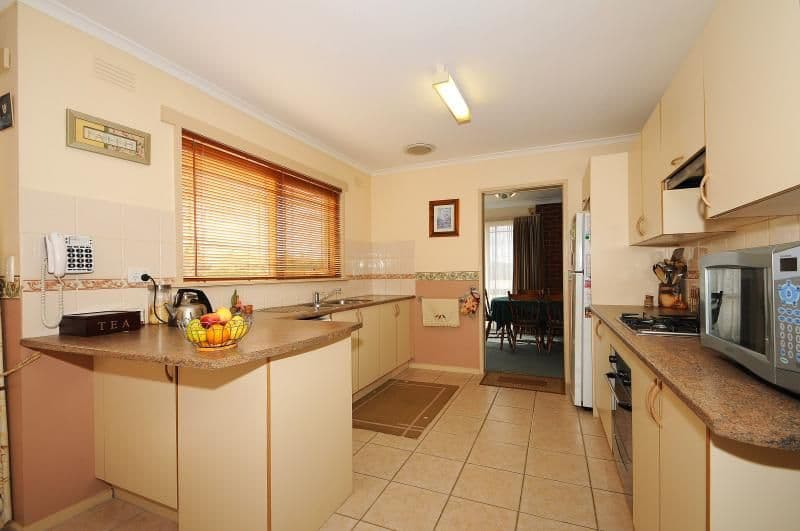 35 Howe Avenue, Dandenong North VIC 3175, Dandenong North - Thumbnail 5