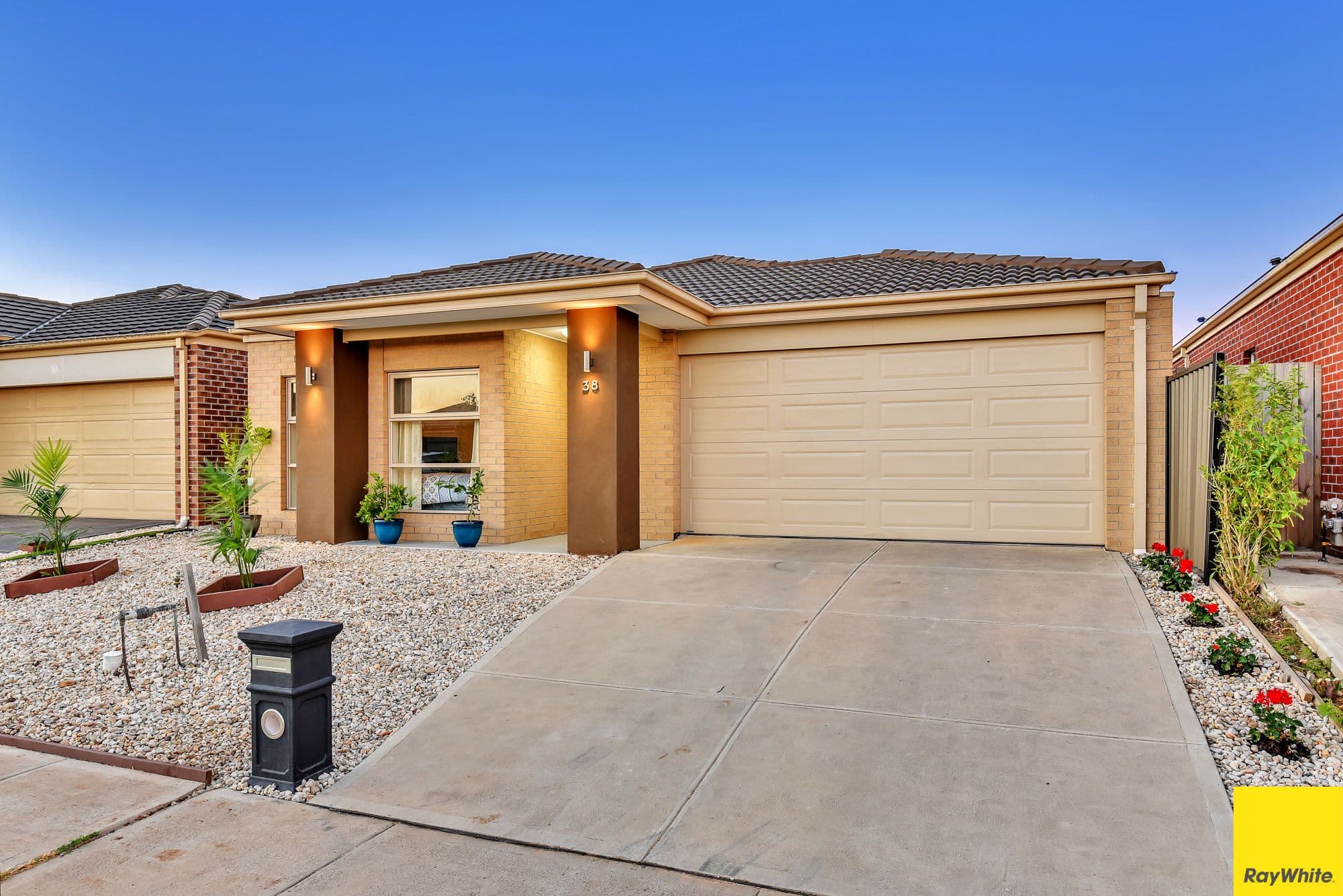 38 TONY Drive, Truganina VIC 3029, Truganina - Thumbnail 5