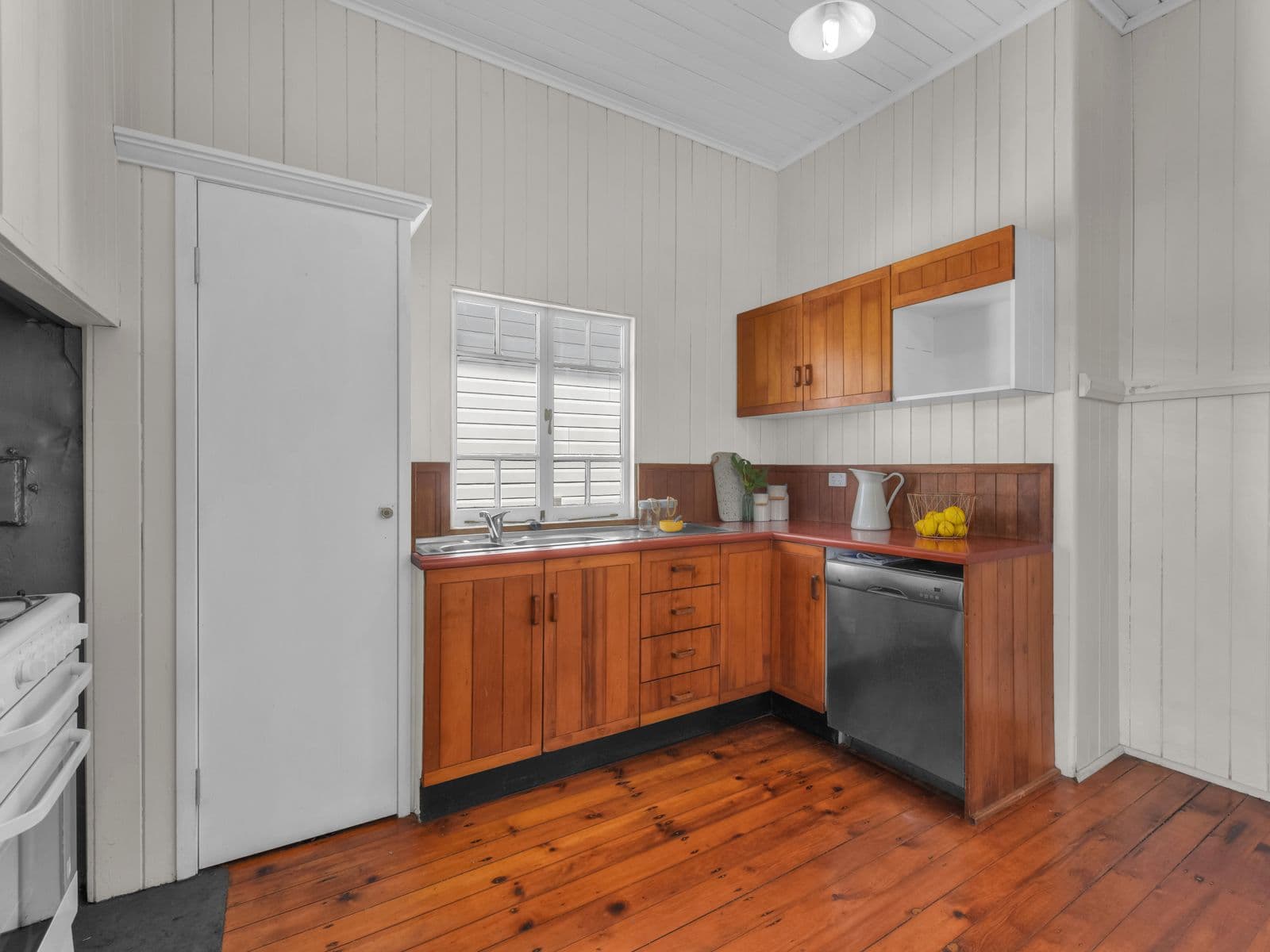 15 Wellstead Avenue, Coorparoo QLD 4151, Coorparoo - Thumbnail 4