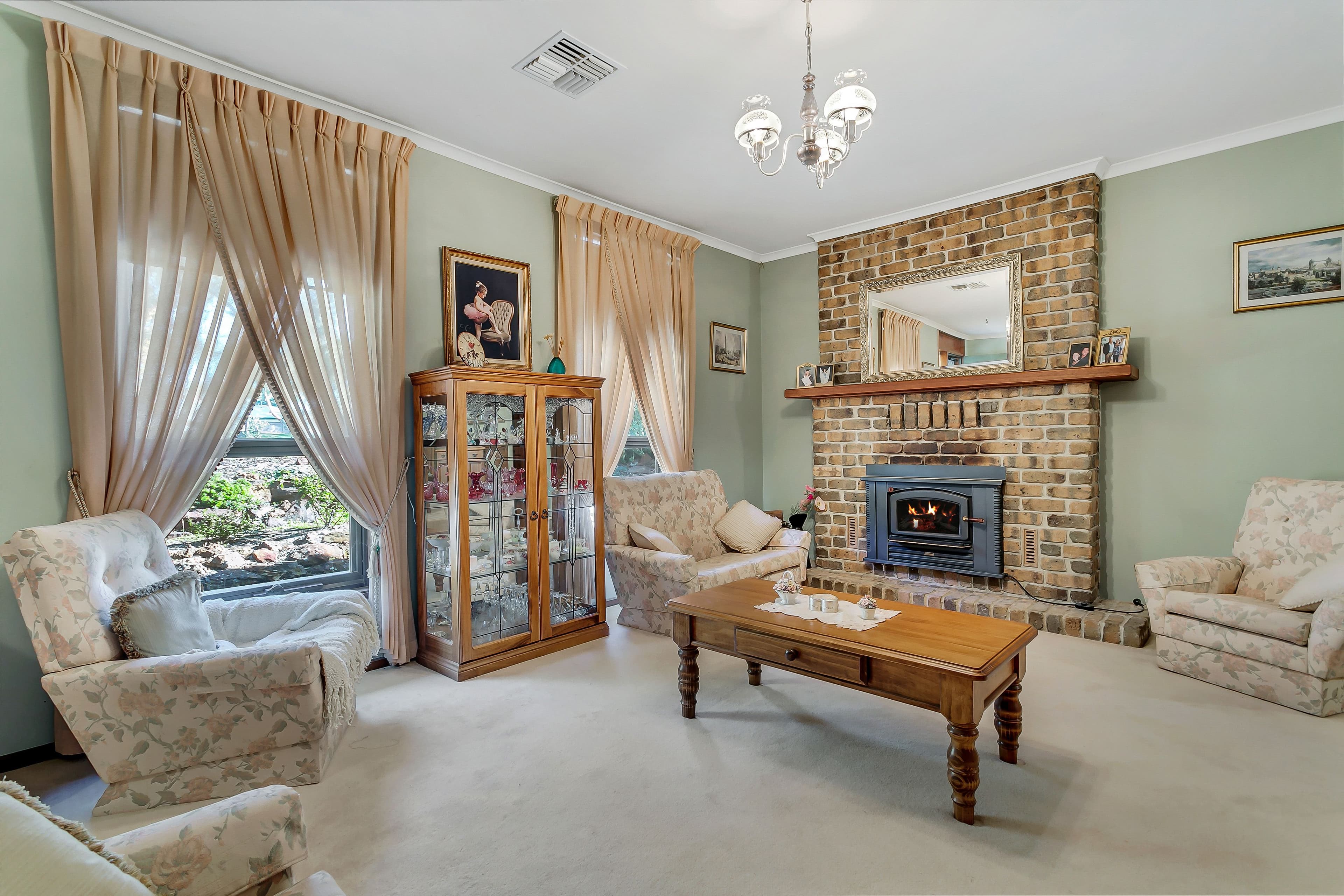 19 York Drive, Flagstaff Hill SA 5159, Flagstaff Hill - Thumbnail 4