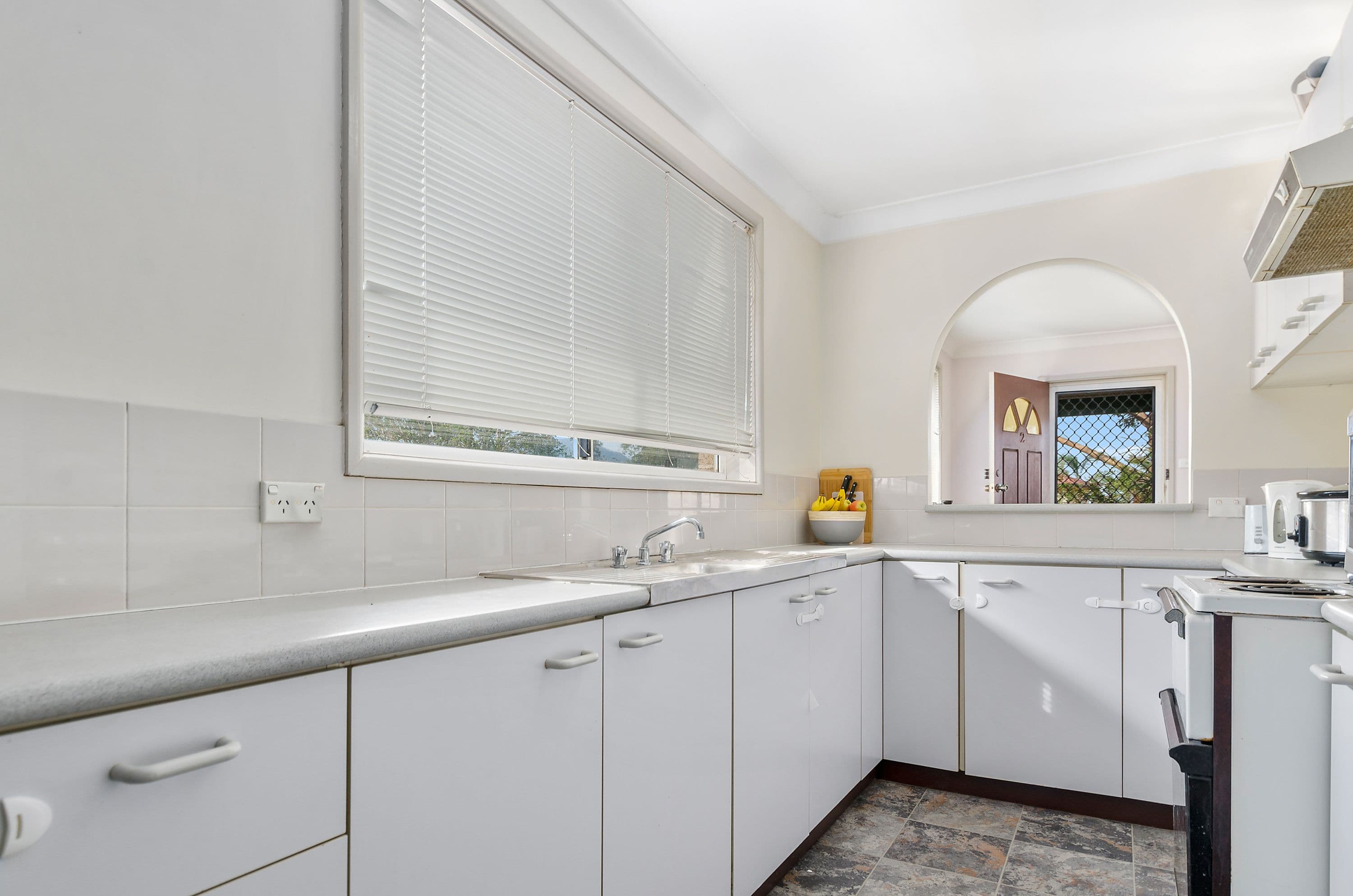 6 Darren Avenue, Kanahooka - Thumbnail 3